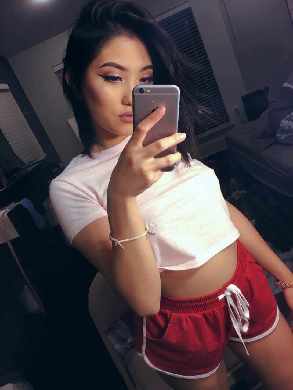 The Pinnacle of Asian Selfies 