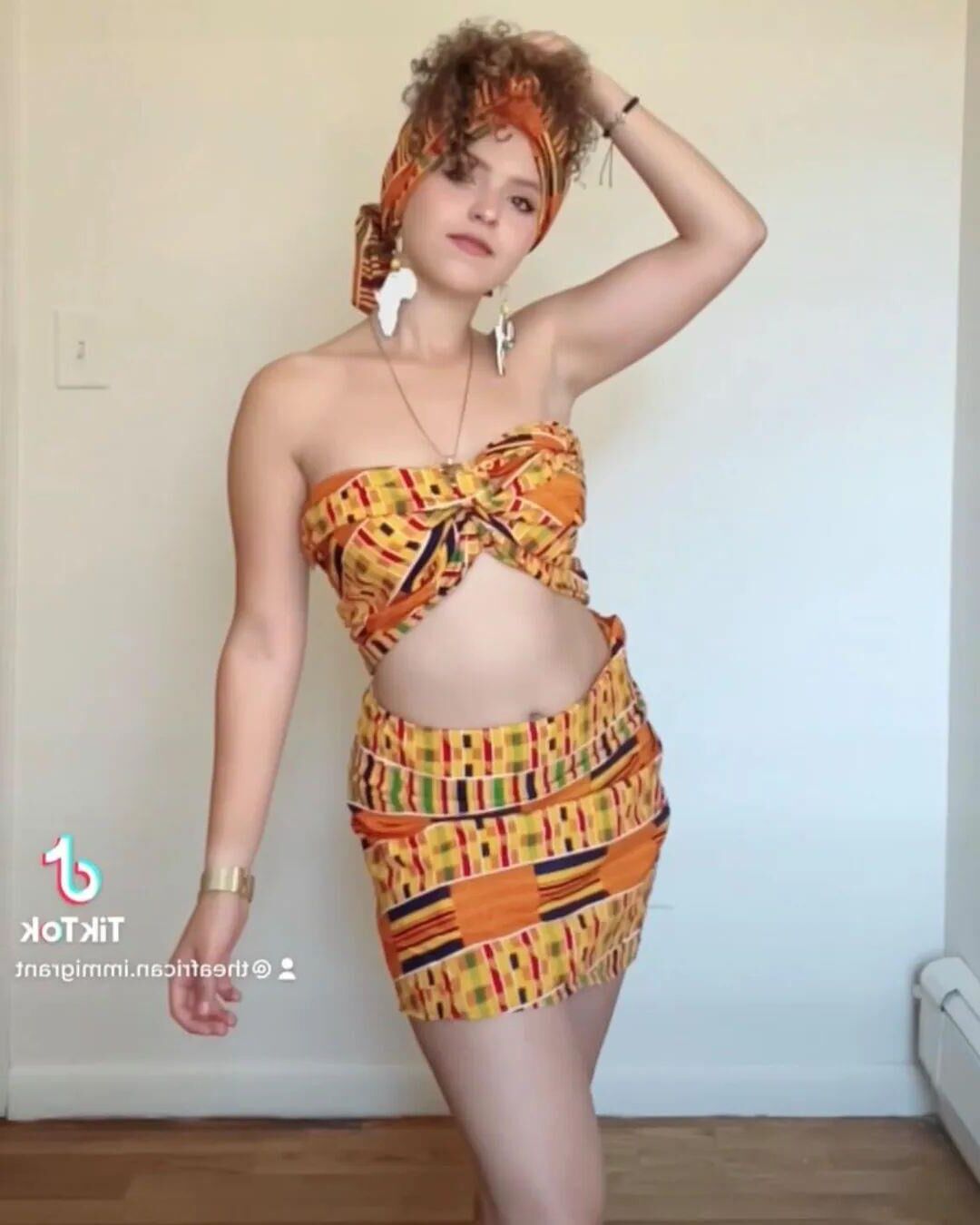 Shy hijabi muslim girl turns into a bbc christian slut