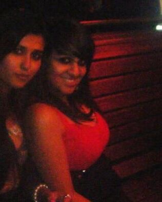 Hot Indian Big Fitted NRI Salope que nous utilisons