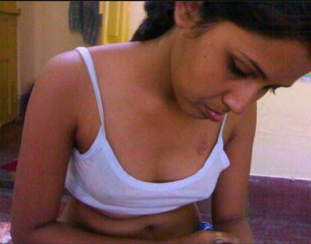 Cute Desi Coed Slut