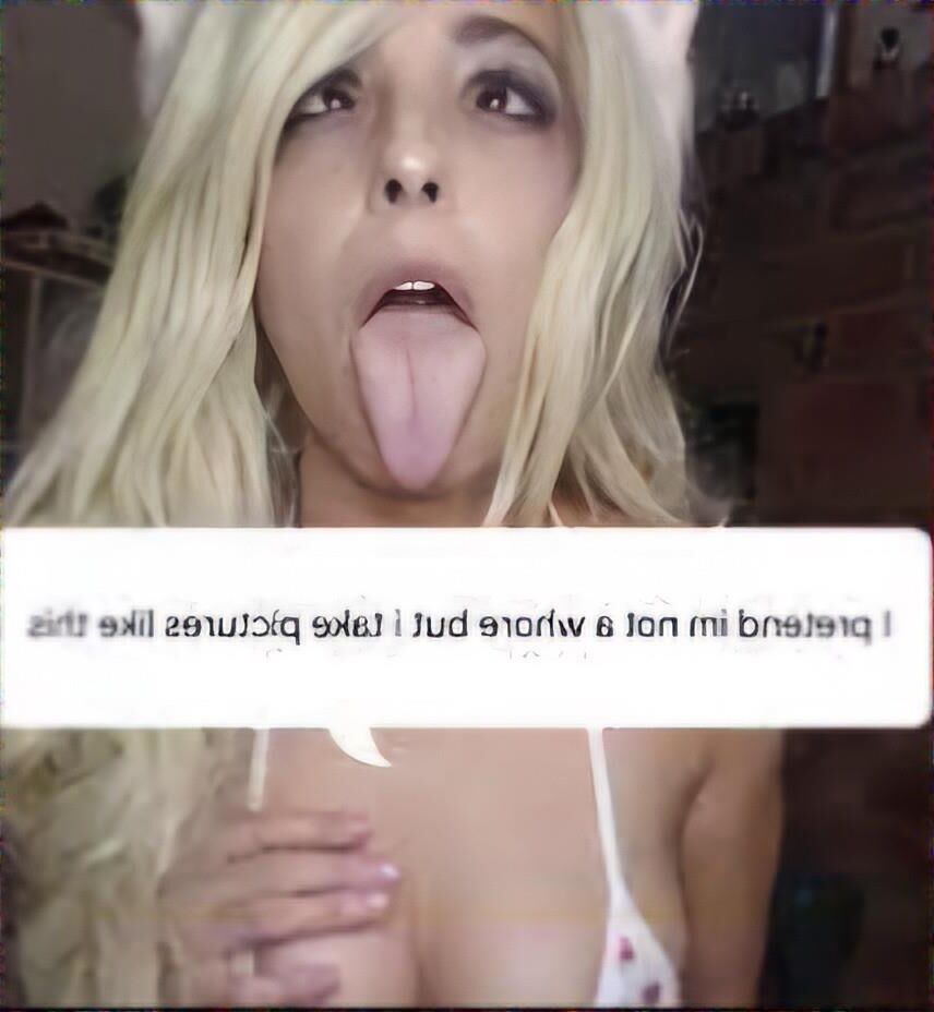 Raven becomes a webslut after exposing on kik
