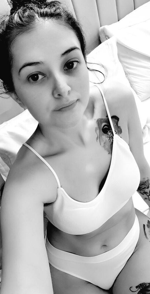 Julieta Slut Latin