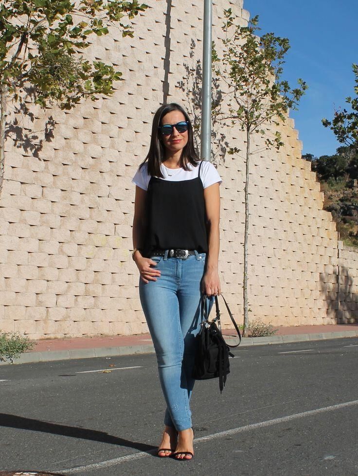 (P)interest in Beauty Pilar MILF Latina Fashion Blogger