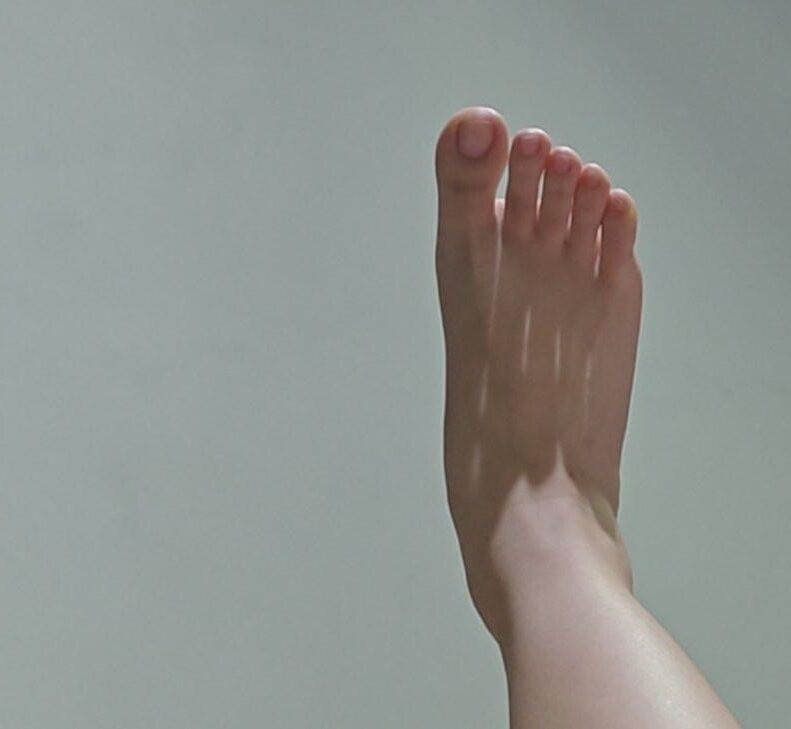 Pieds / chaussures asiatiques