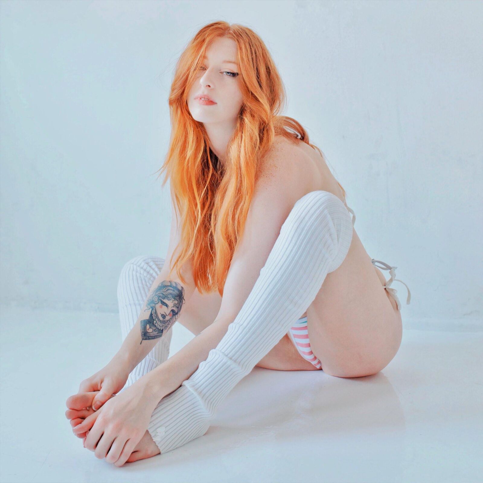  	 Beautiful Redheads 
