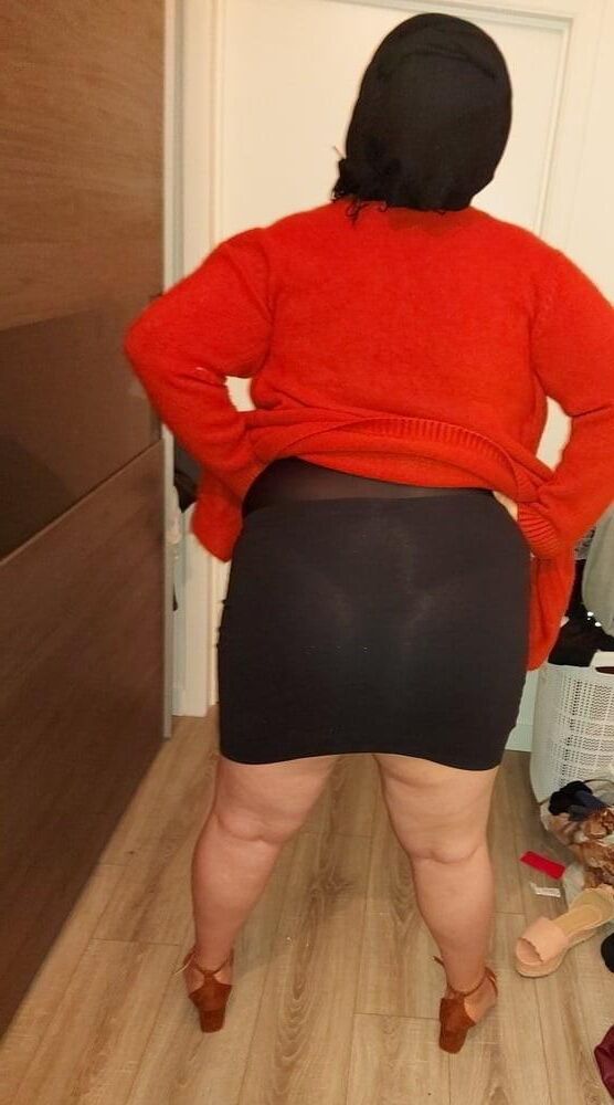 My wife exposed