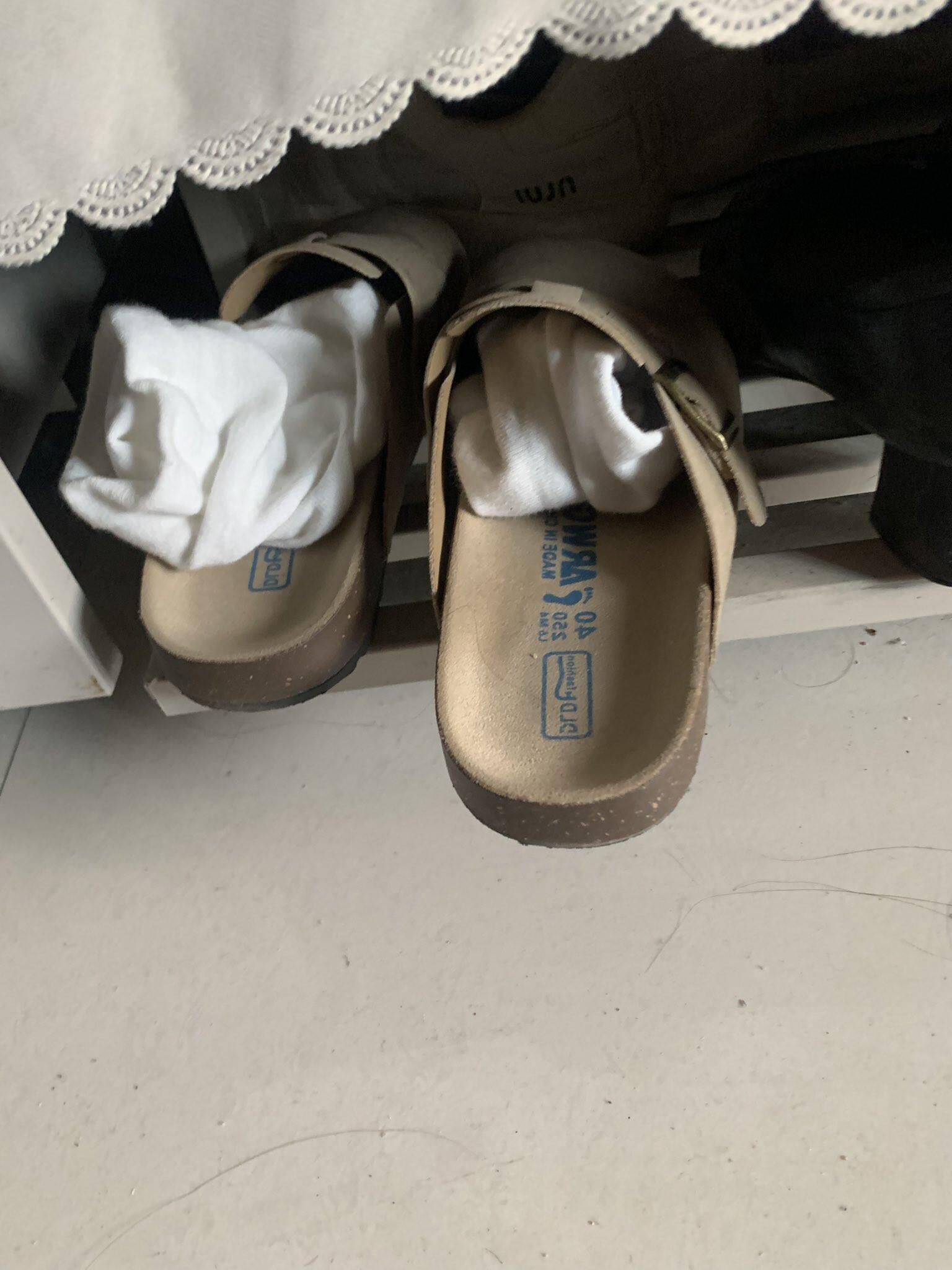 Pies / zapatos asiáticos