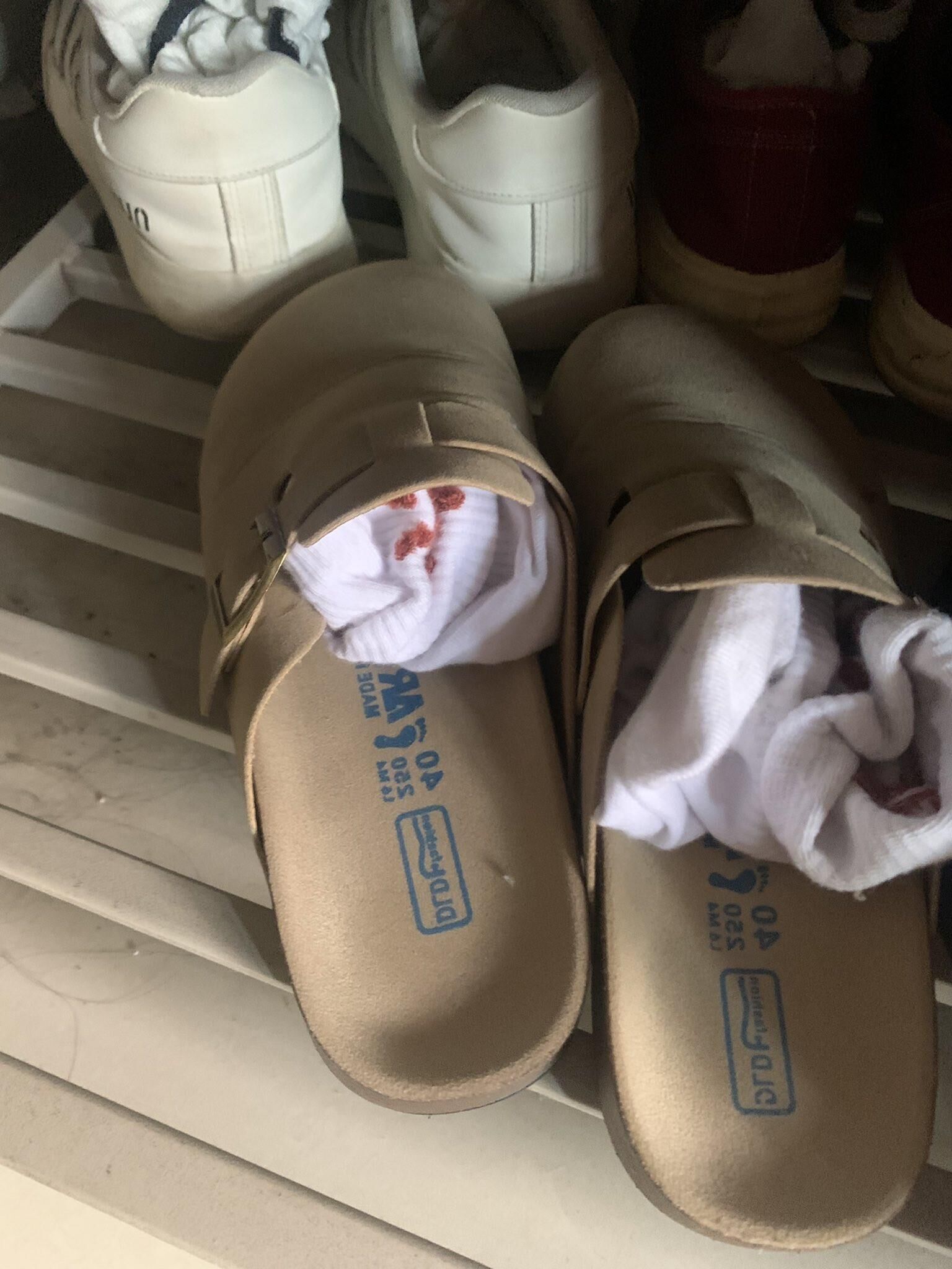 Pies / zapatos asiáticos