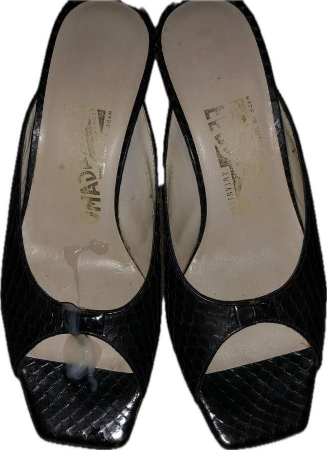 Pieds / chaussures asiatiques