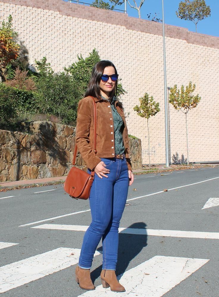 (P)interest in Beauty Pilar MILF Latina Fashion Blogger