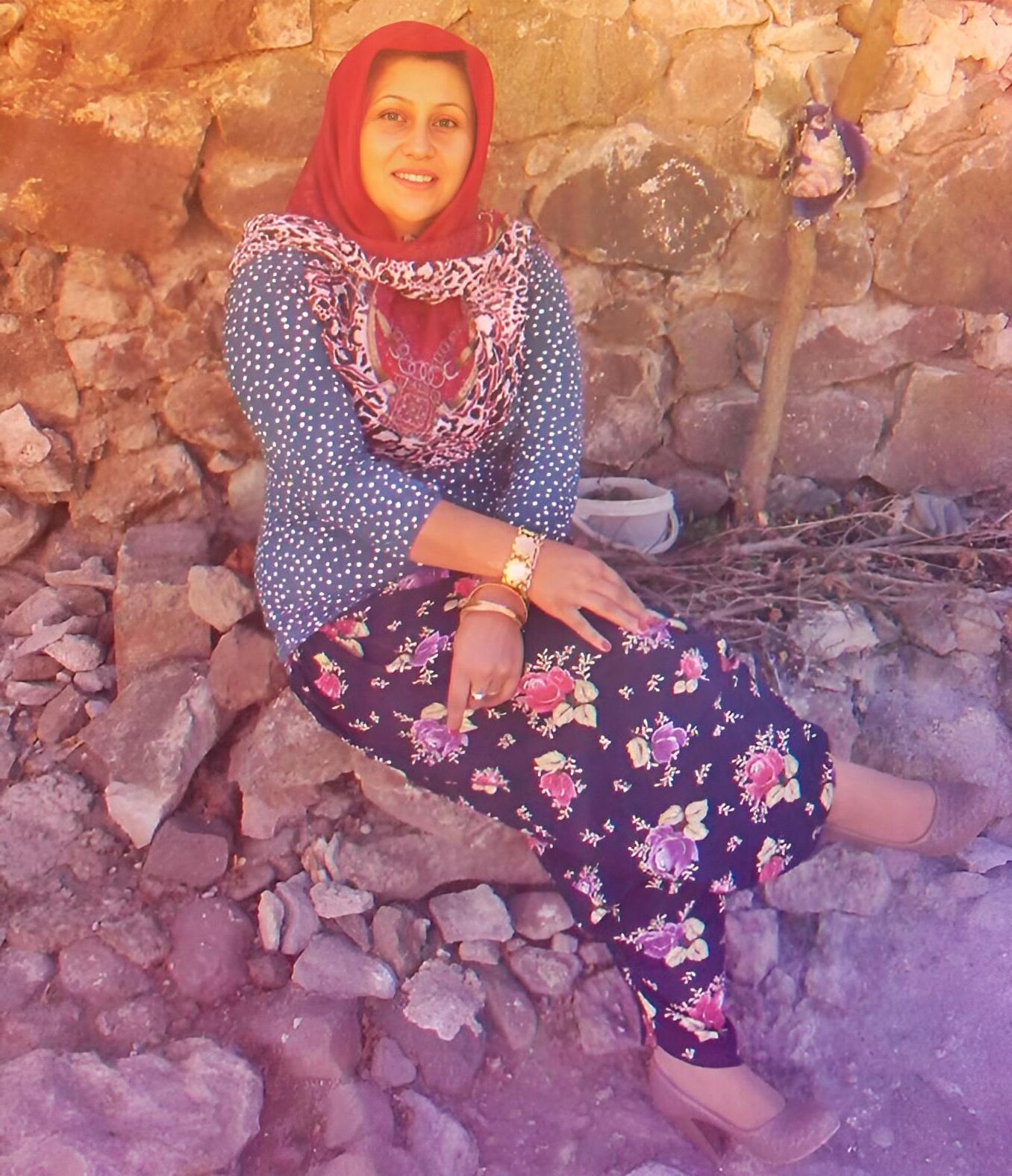 VINTAGE TURKISH HIJAB SEXSI PHOTO 