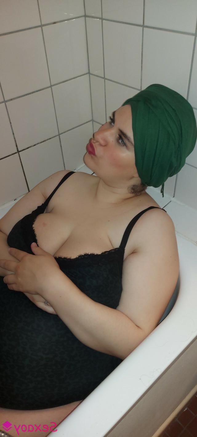 My muslim hijabi wife