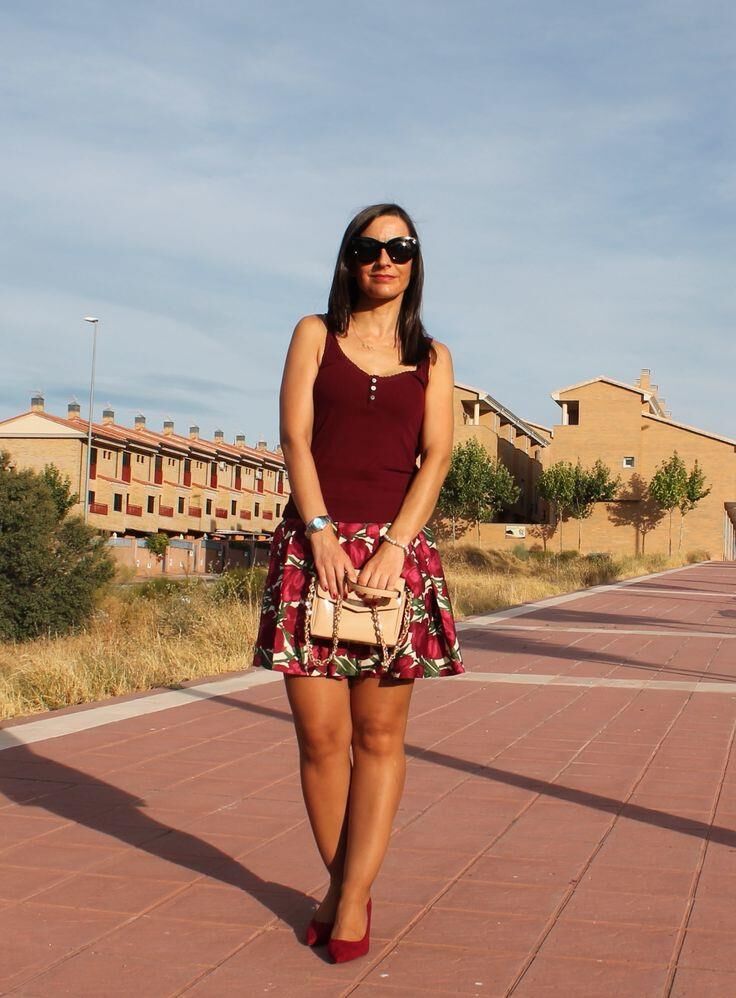 (P)interest in Beauty Pilar MILF Latina Fashion Blogger