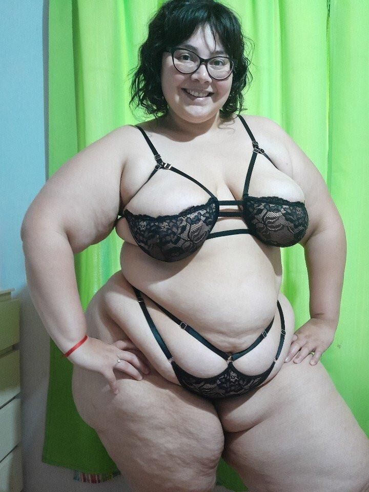 ラティーナの大きなお尻の女
