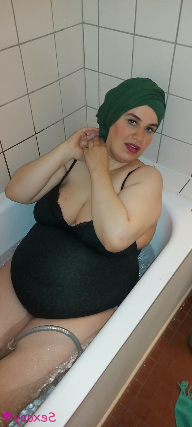 My muslim hijabi wife