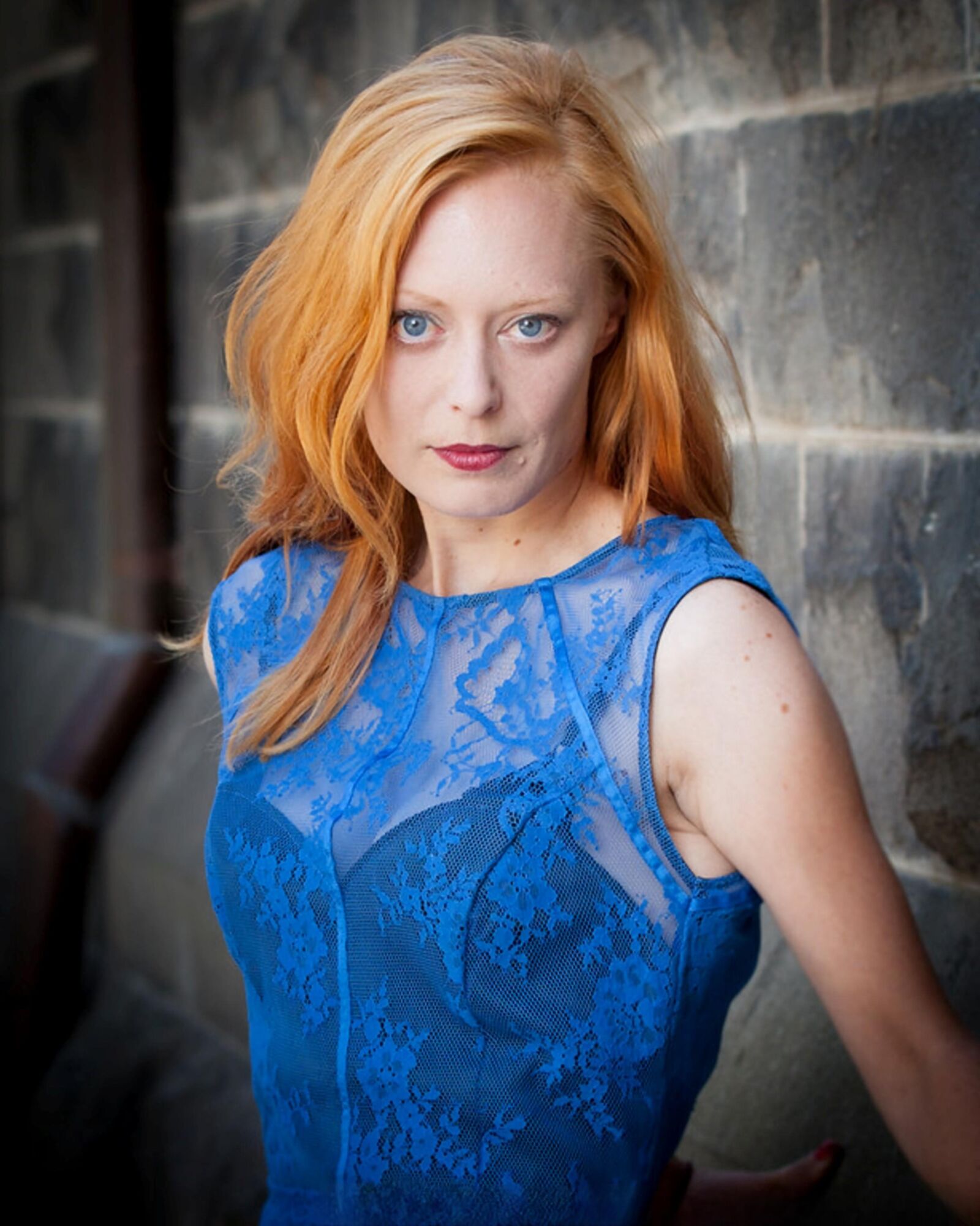 Sexy redhead: NN target reloaded