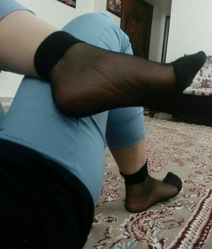 iranian nyloned feet