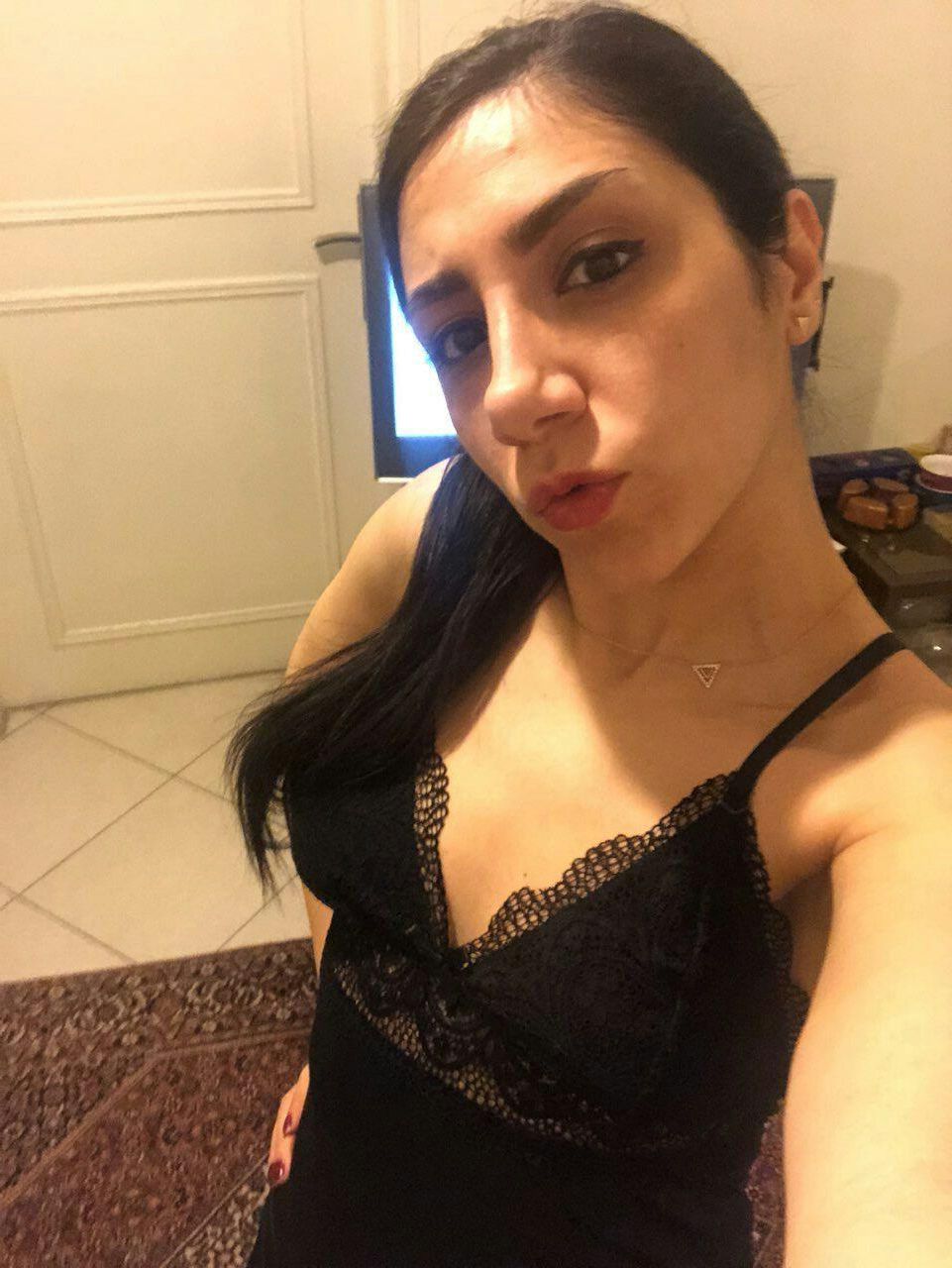 sexy iranian wife 