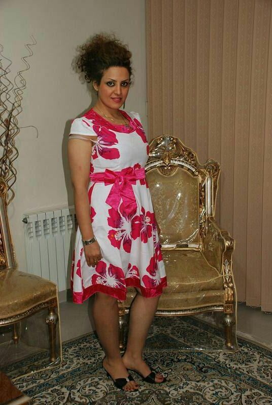 sexy iranian wifes 