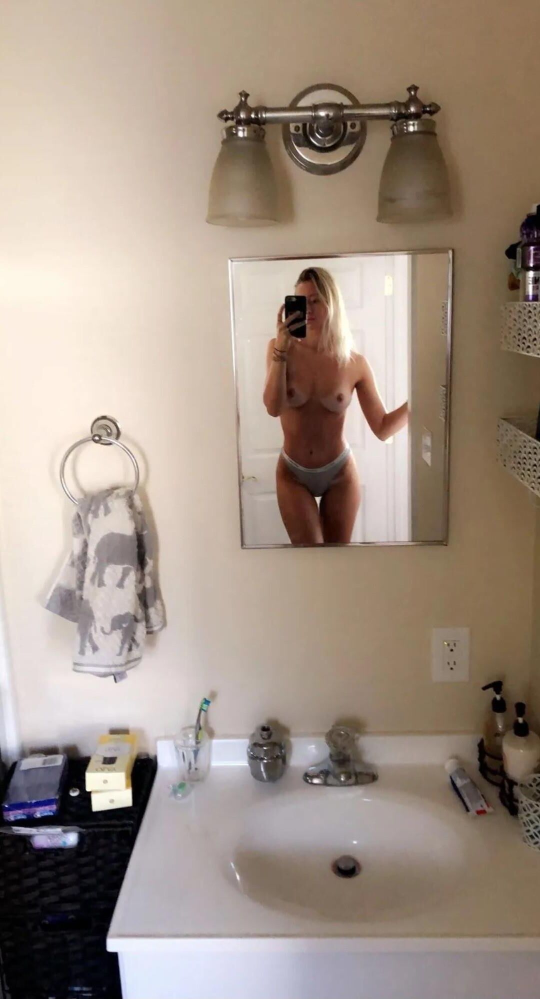 Hottie de l'Université américaine