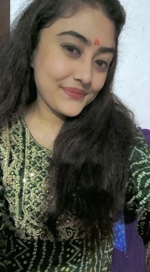 Komal Indian Slut