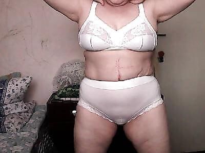 Amateur granny Klavdia from Naberezhnyje Chleny in Russia