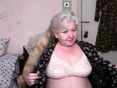 Amateur granny Klavdia from Naberezhnyje Chleny in Russia