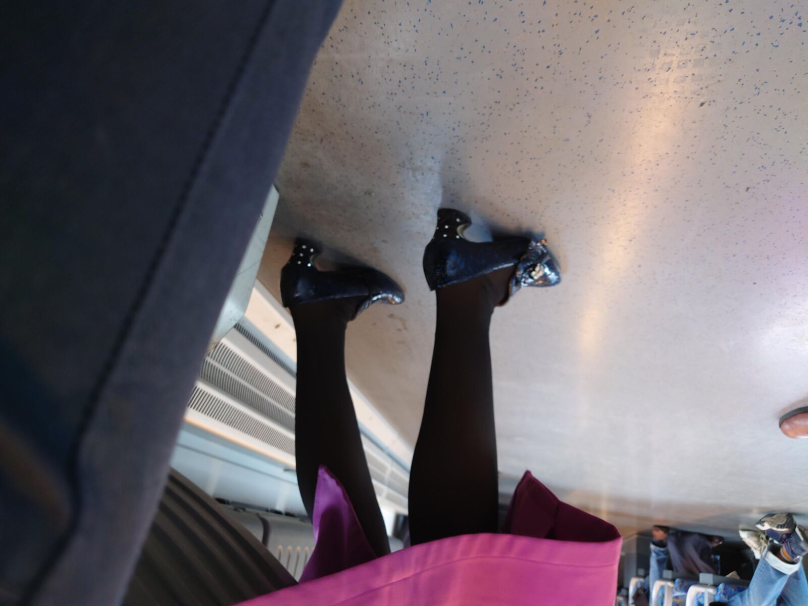 Asian Nylons in Elegant Pumps