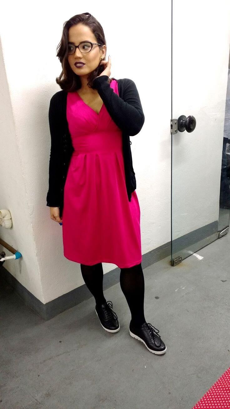 P interest In Beauty Focus on Petite Latina model