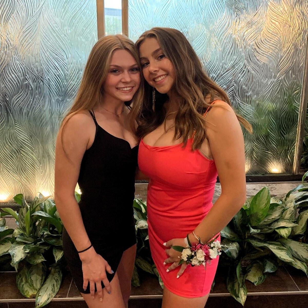Jacklyn Busty American Teen Slut is showing off the Big Tits