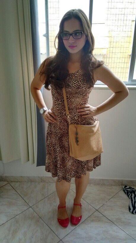 P interest In Beauty Focus on Petite Latina model