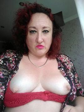 Ugly mature Yulia from Riga in Latvia