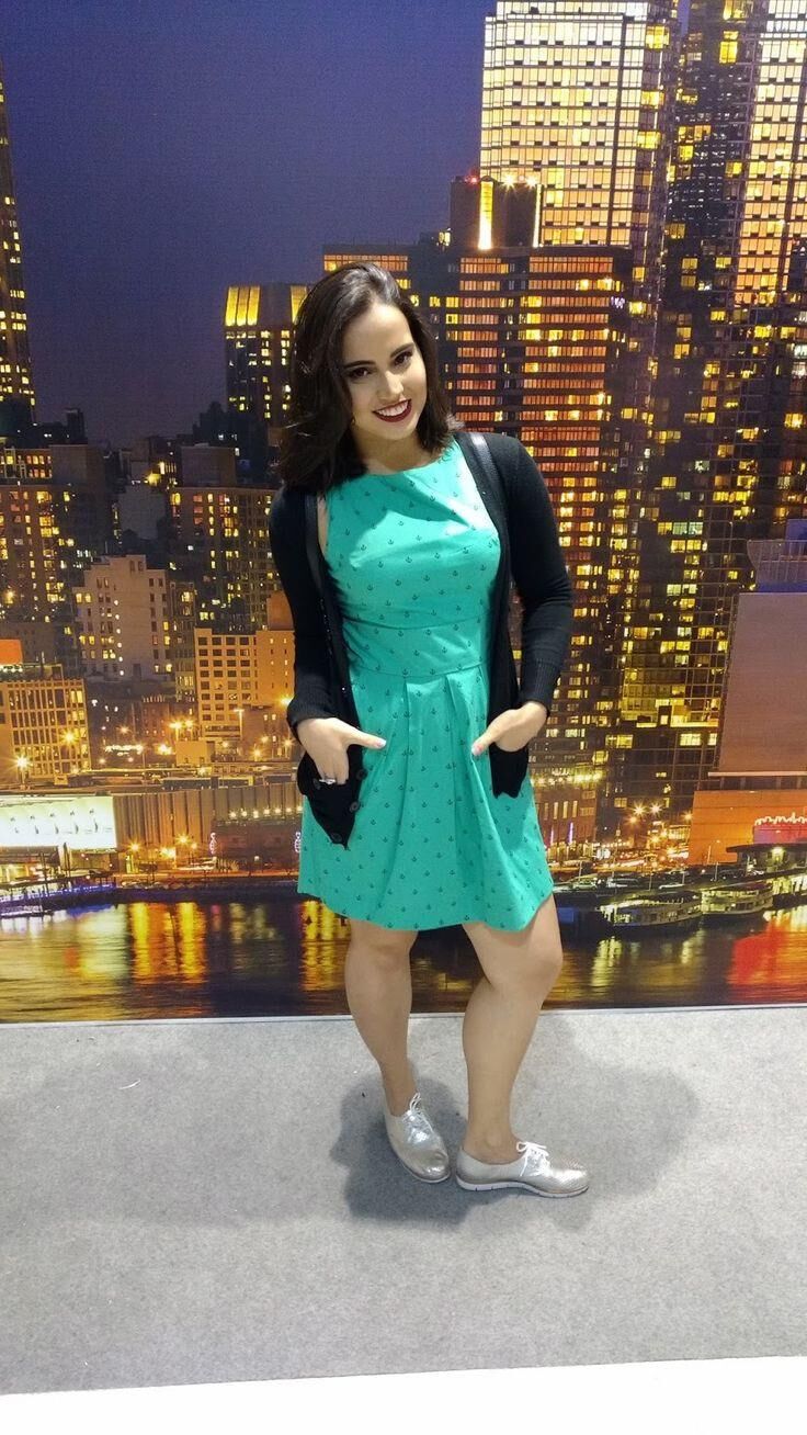 P interest In Beauty Focus on Petite Latina model