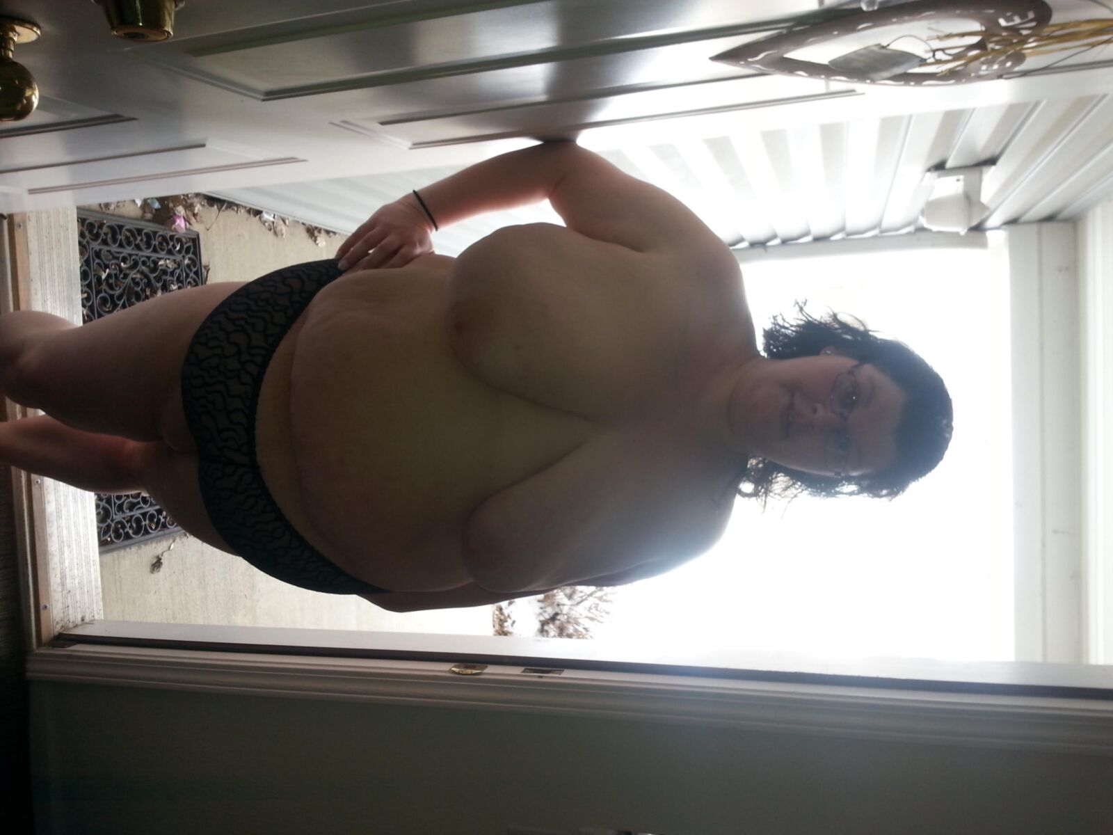 Amanda Grebin that fat nasty white hoe. The bitch is easy pussy.