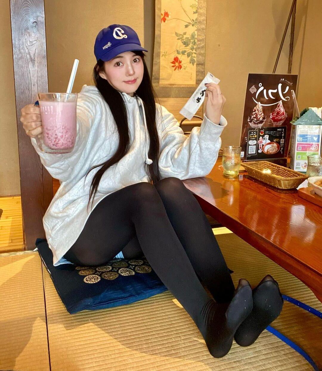 Asians with slutty black nylonfeet