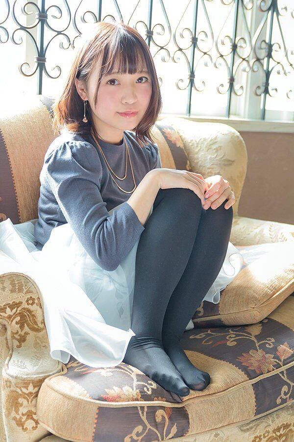 Asians with slutty black nylonfeet