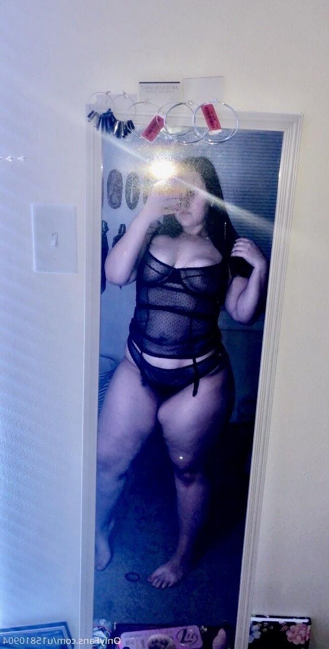 Myra Huge Ass Big Boobs Latina BBW Brunette Girl Mixed Hot Shots