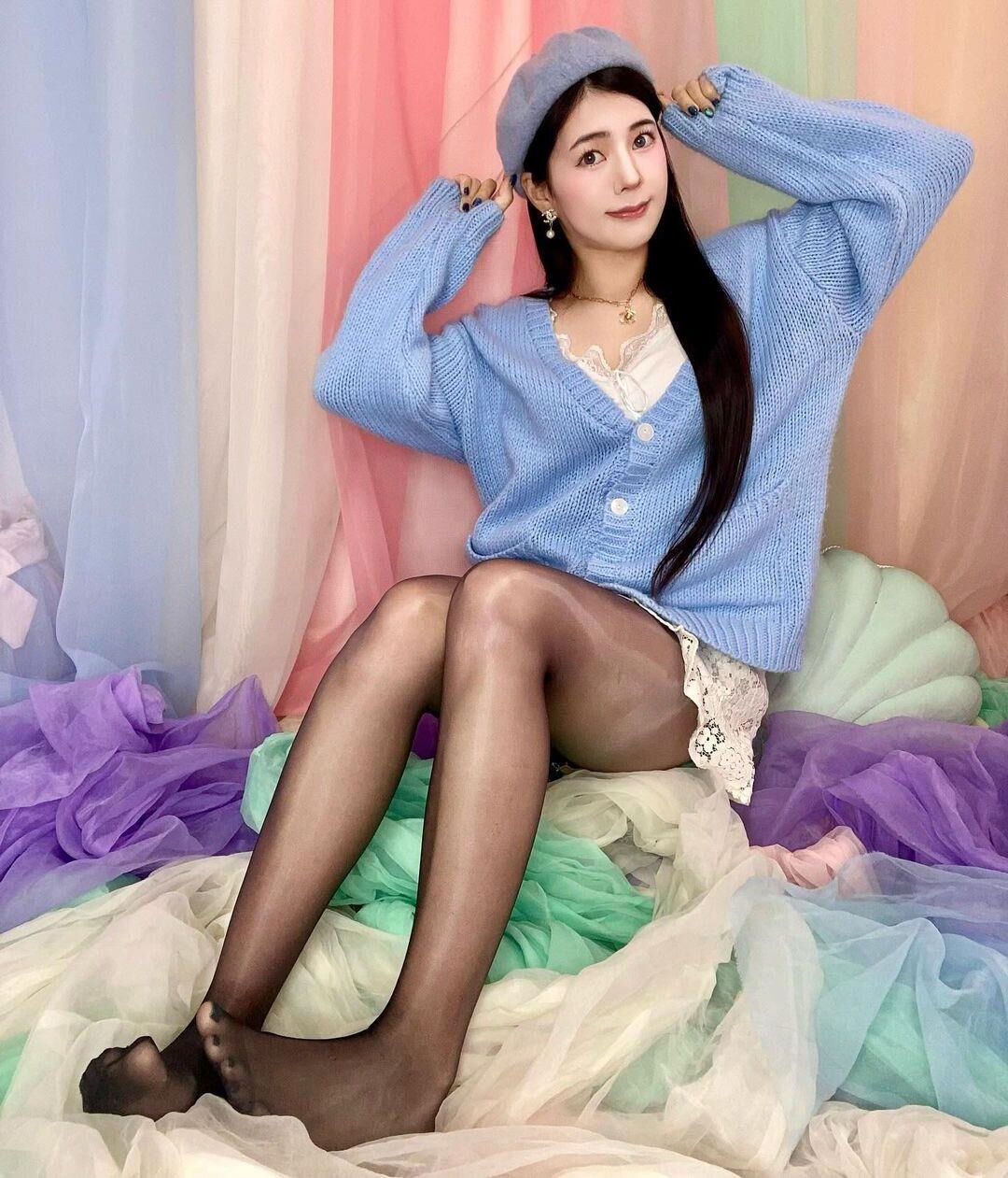 Asians with slutty black nylonfeet