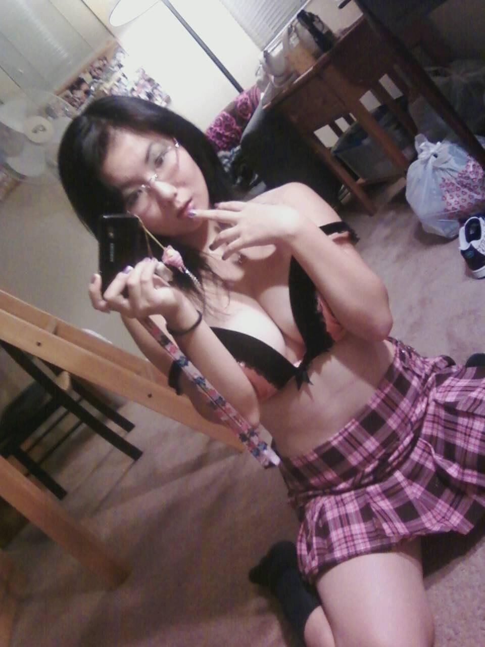 Busty Asian selfie nudes