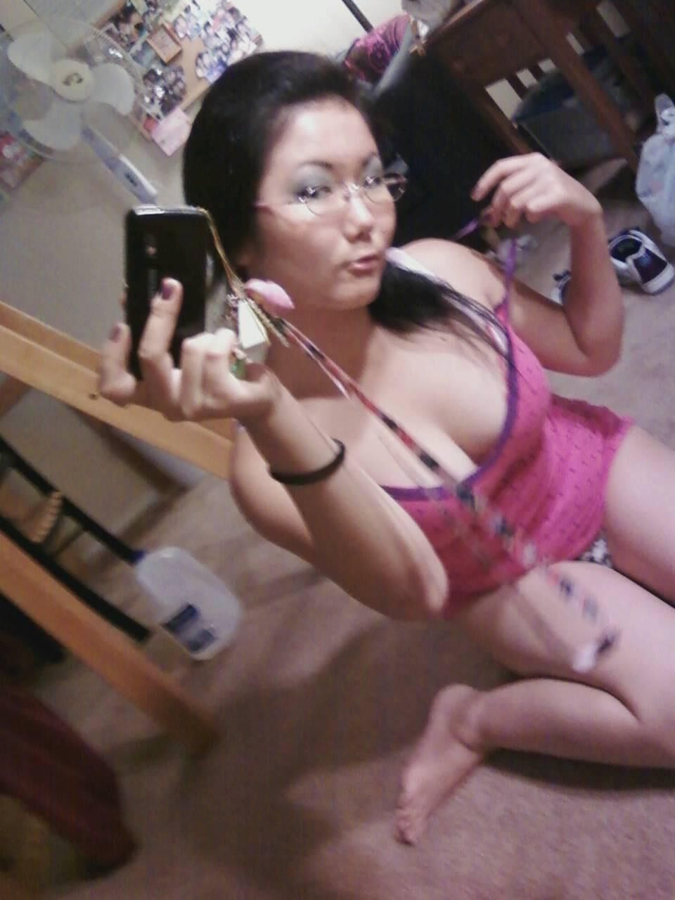 Busty Asian selfie nudes
