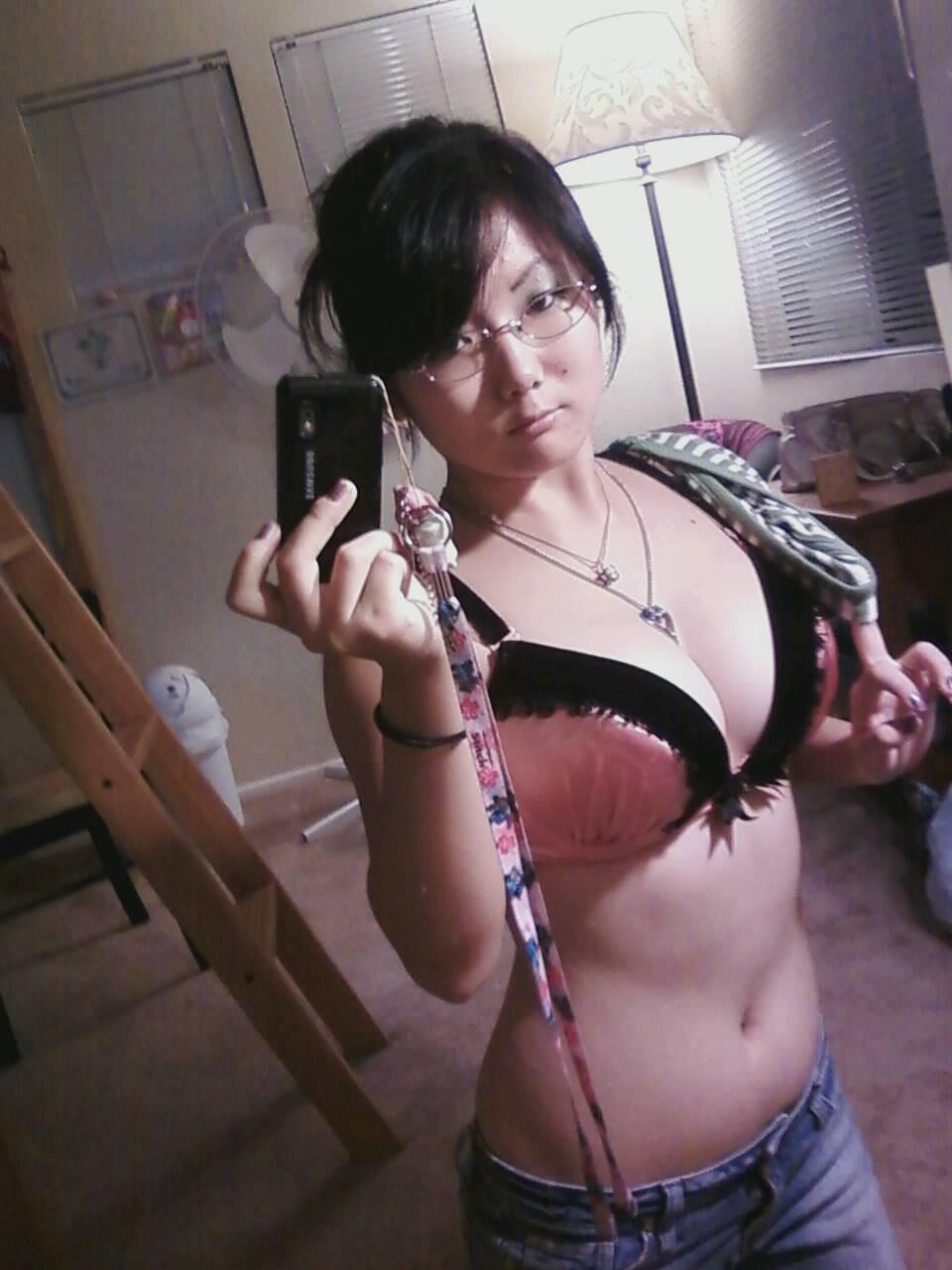 Busty Asian selfie nudes