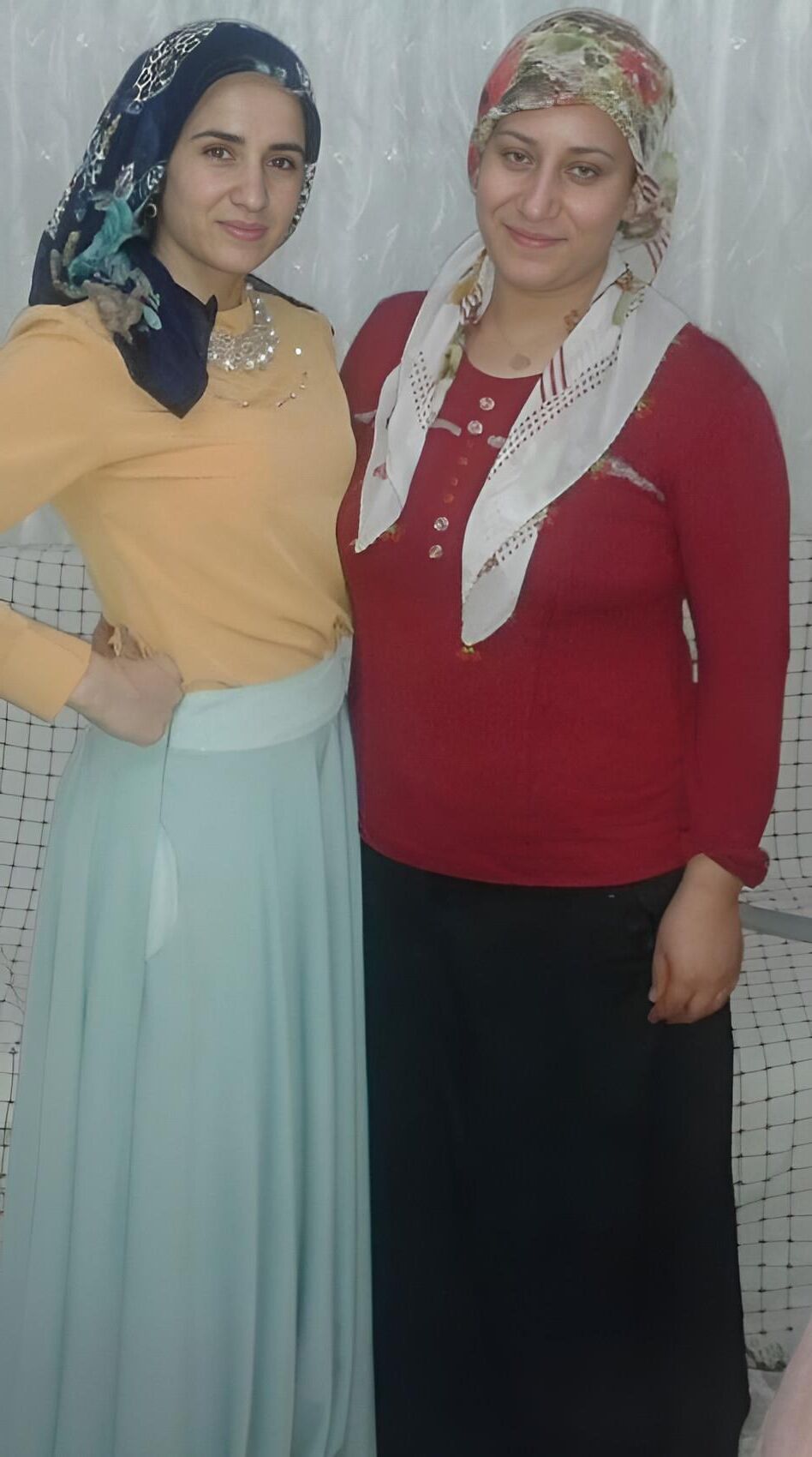 VINTAGE TURKISH HIJAB SEXSI PHOTO 