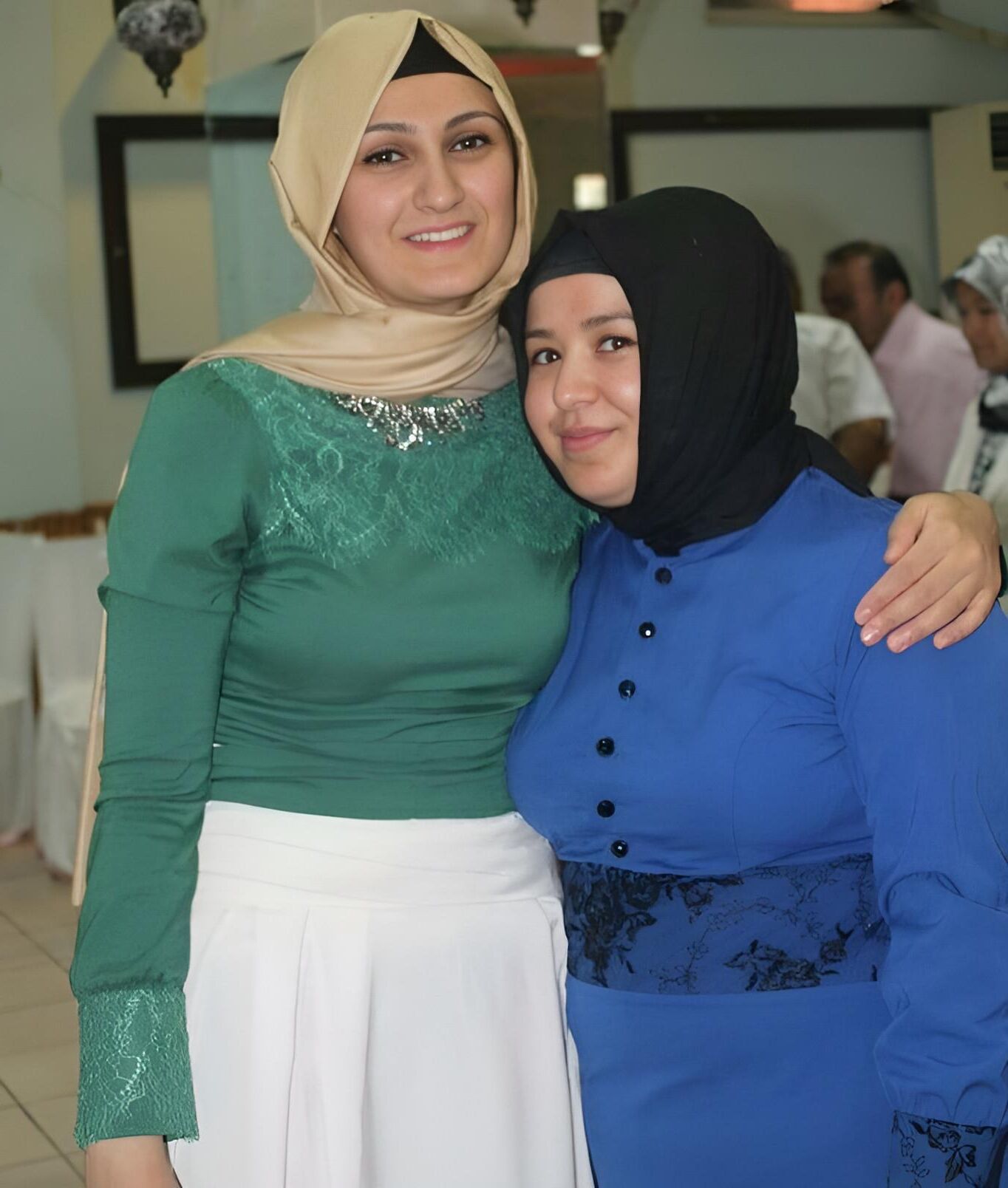 VINTAGE TURKISH HIJAB SEXSI PHOTO 