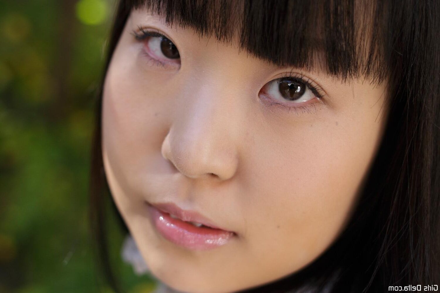 アジアの美しさカリン私は初めてヌード