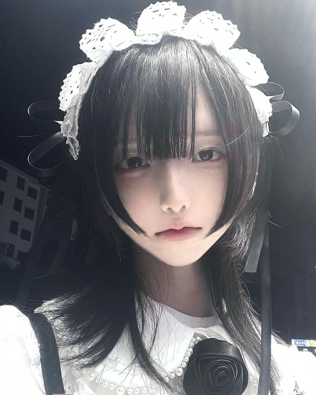 なしヌード：日本人の女の子