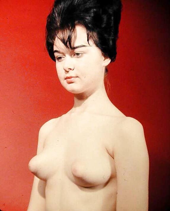 VINTAGE REDHEAND AND BRUNETTE