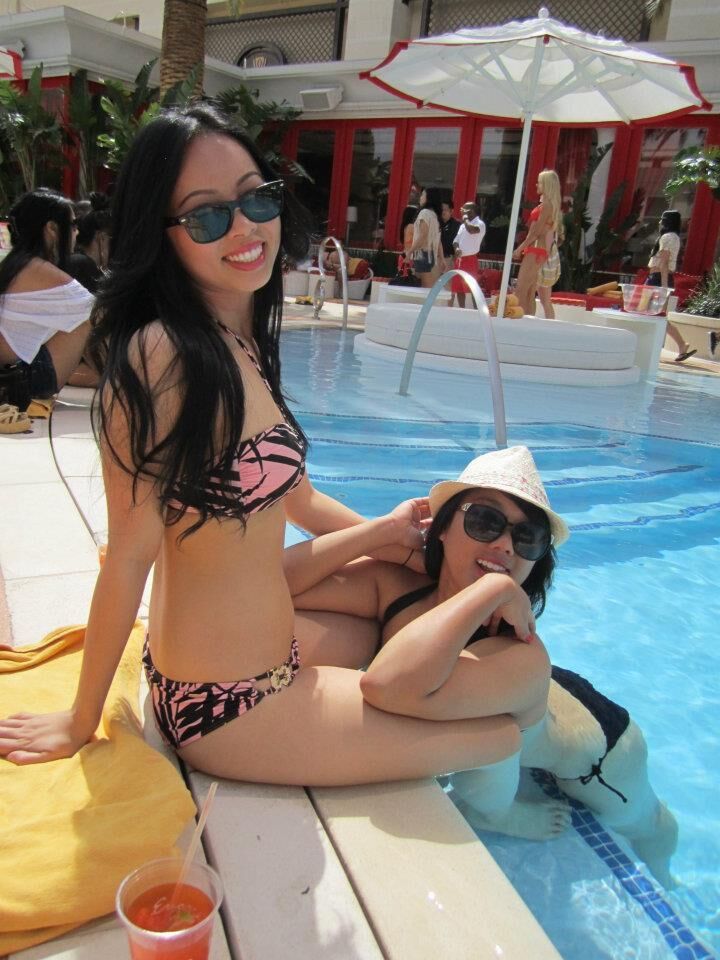 Asian bikini slut with her friends