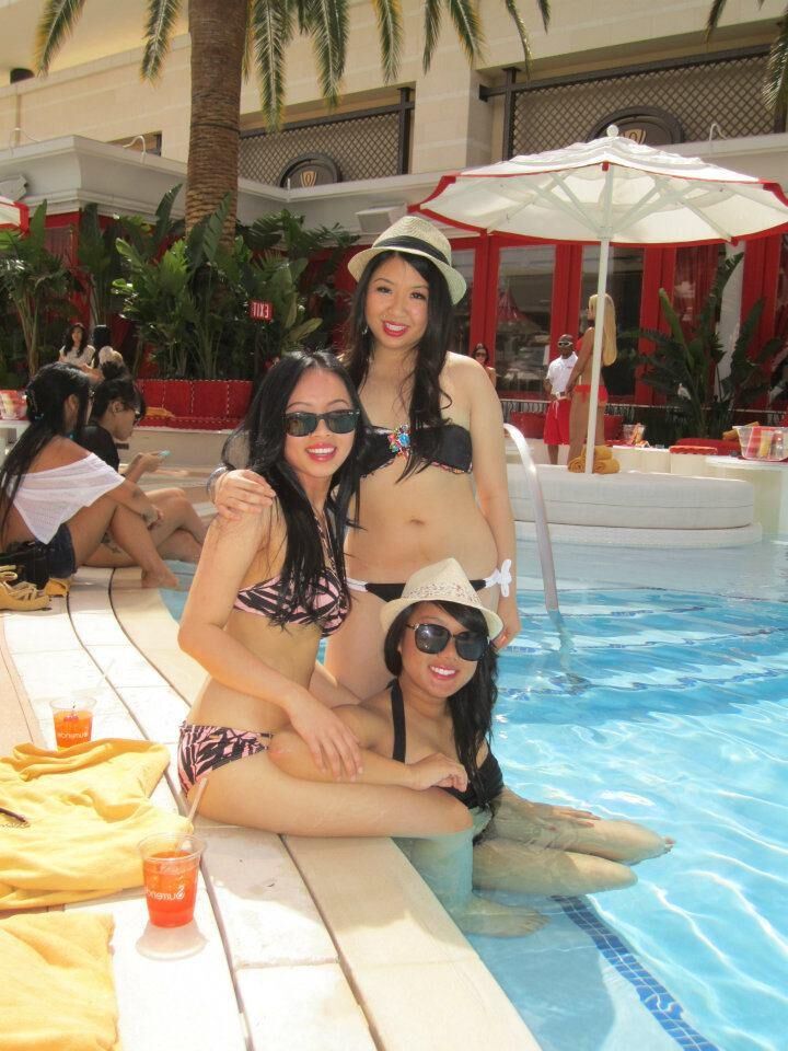Asian bikini slut with her friends