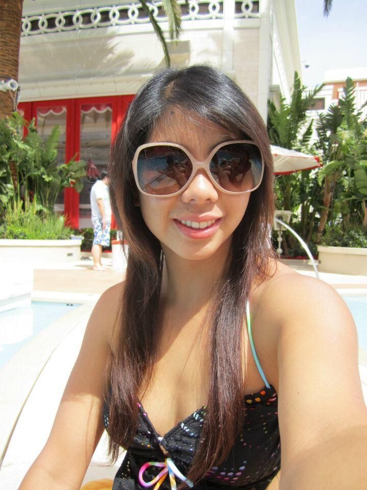Asian bikini slut with her friends