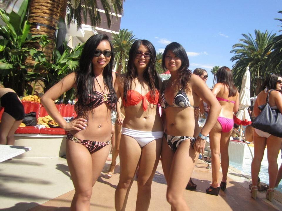 Asian bikini slut with her friends